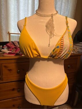 SHEIN Yellow Paisley Mix Triangle Bikini Set